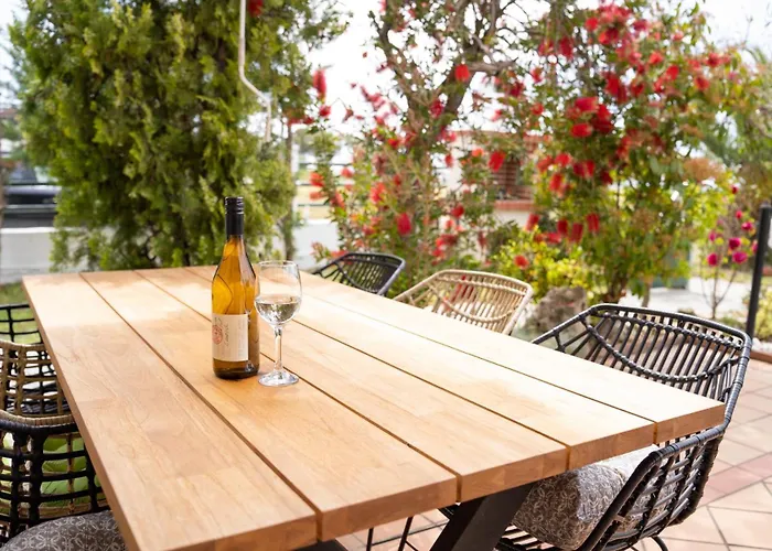 Freya Portaria * Nea Moudania